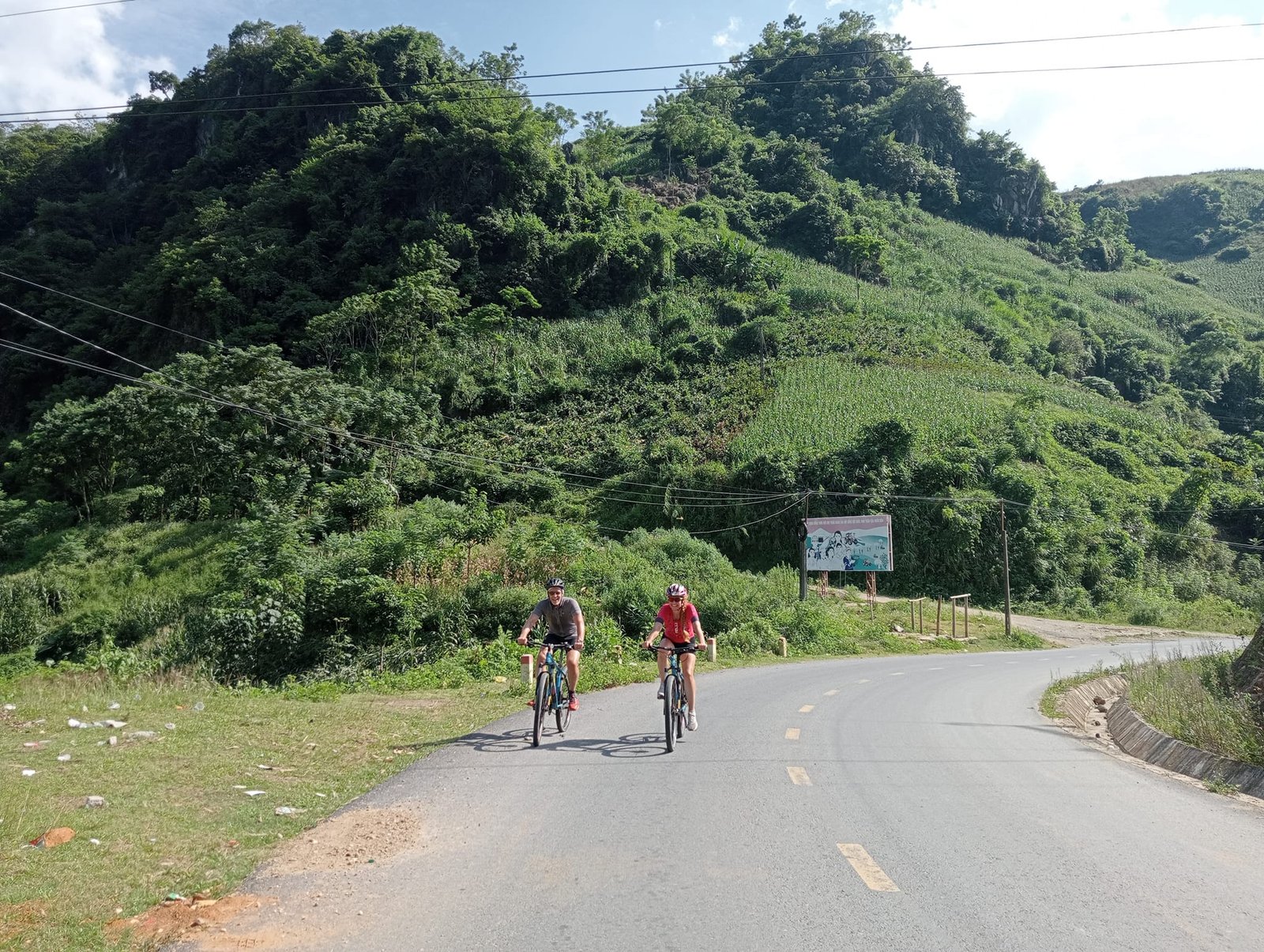 Lai Chau Biking Tour from Sapa 2 Days